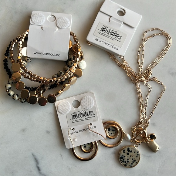 Caracol Matching Jewelry Set with Natural Stones: Bracelets, Earrings, Necklace - Picture 8 of 8